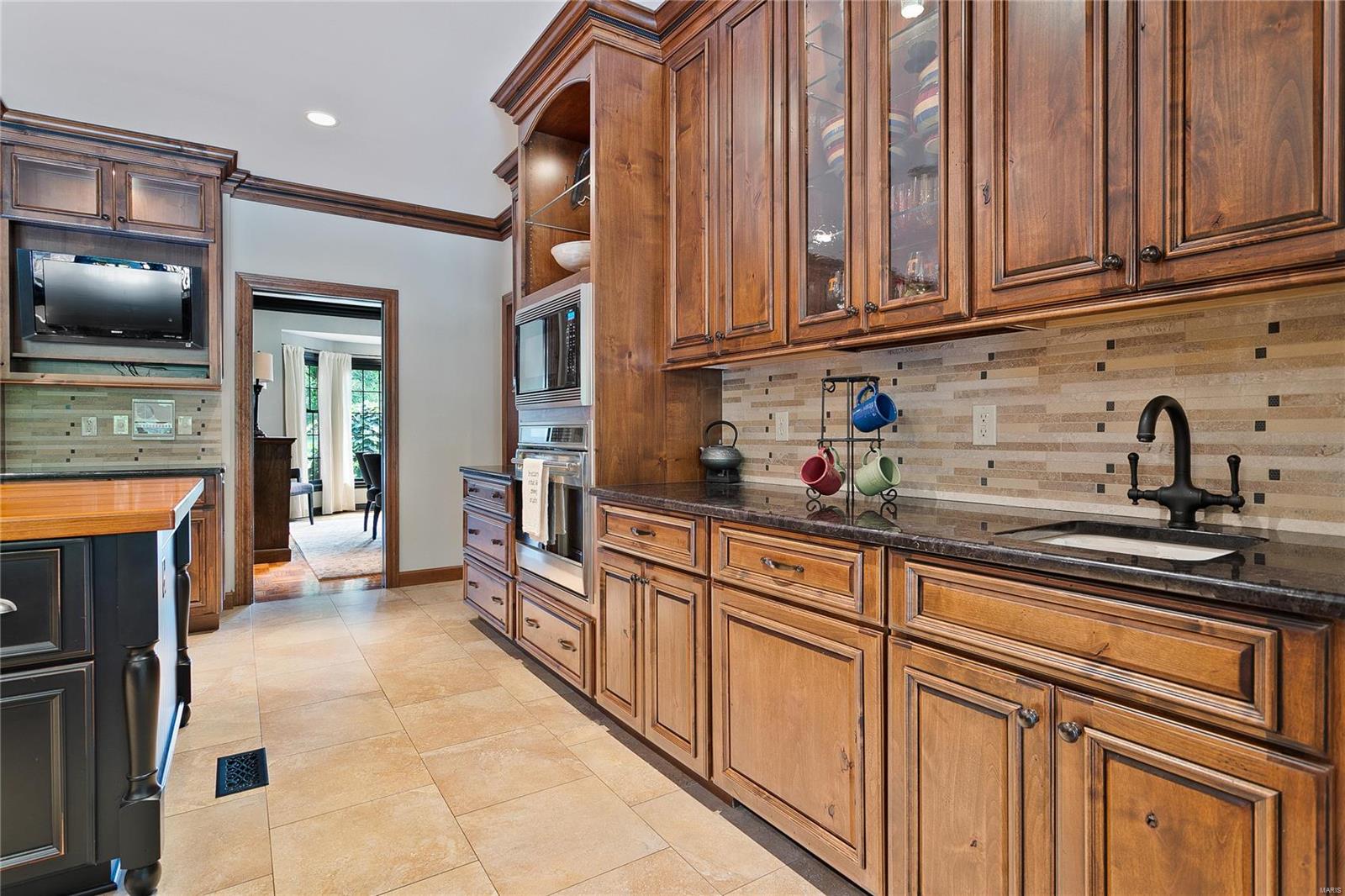 2243 Barnbridge Road St. Louis, MO 63131 - Photo 14 of 54 Gallery Image 14