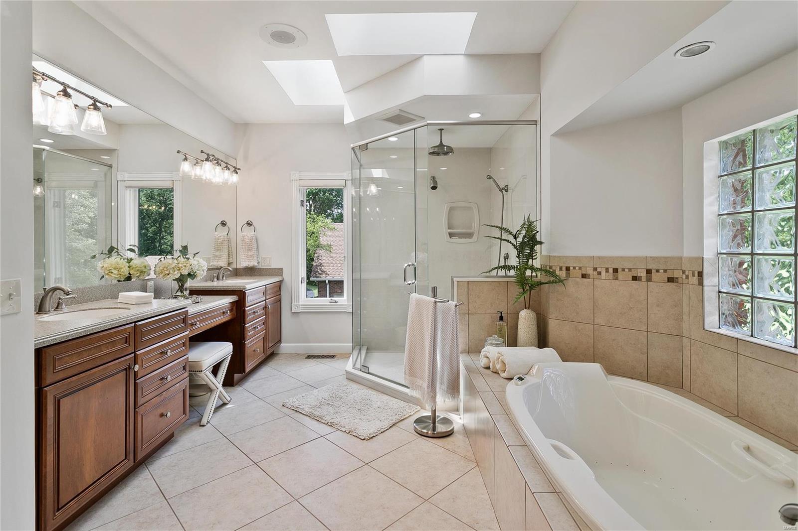 2243 Barnbridge Road St. Louis, MO 63131 - Photo 23 of 54 Gallery Image 23