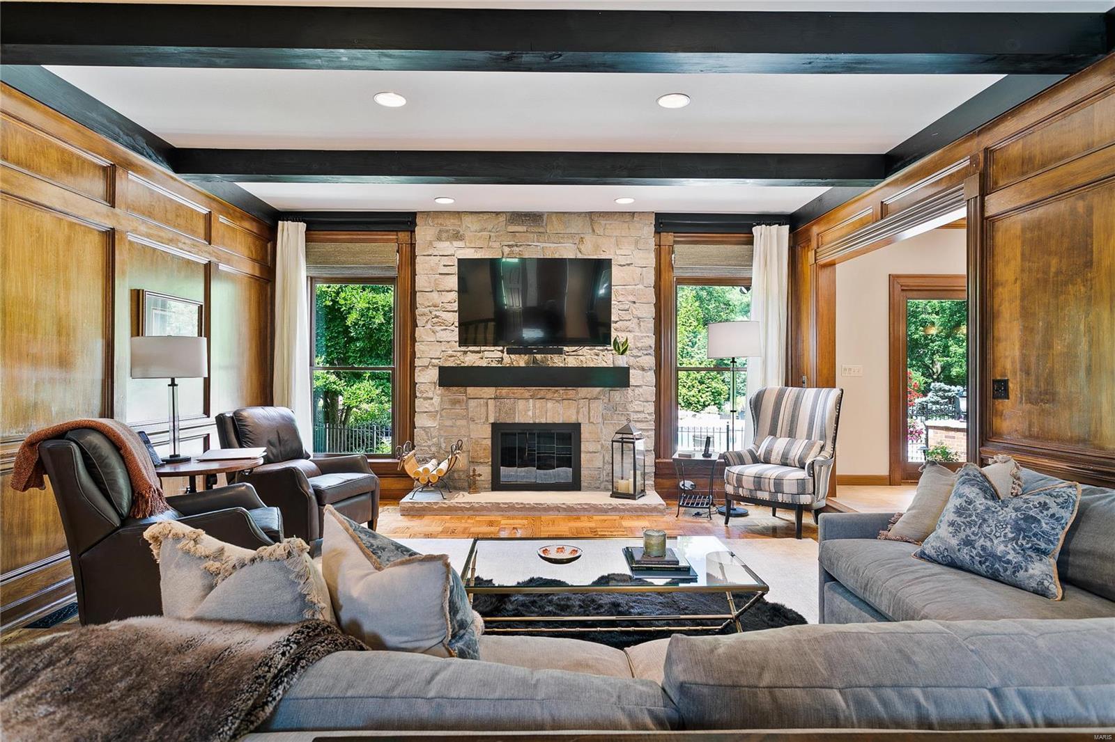 2243 Barnbridge Road St. Louis, MO 63131 - Photo 7 of 54 Gallery Image 7