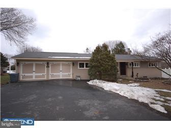 11 St Dunstans Road Hatboro, PA 19040 - Photo 1 of 12 a front view of a house with a yard