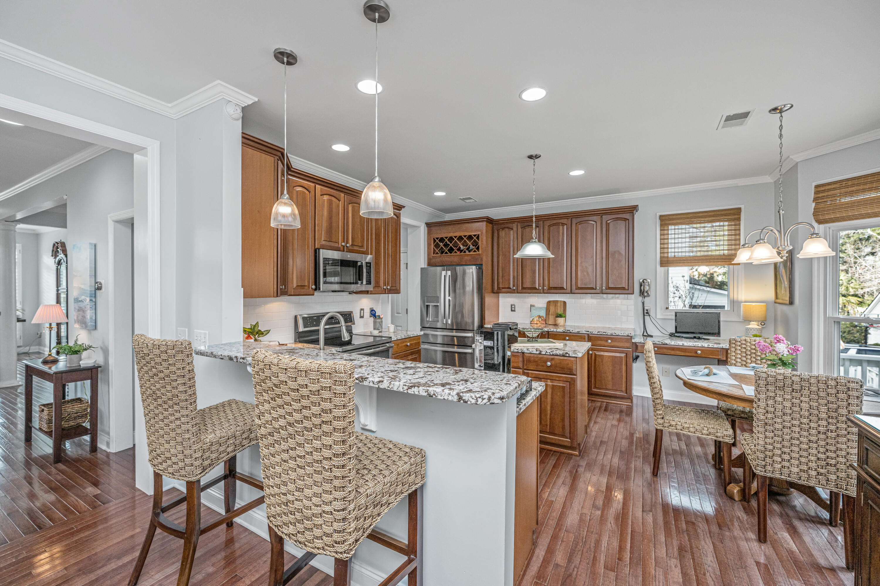 2511 Cheswick Lane Mount Pleasant, SC 29466 - Photo 7 of 60 2511CheswickLn024