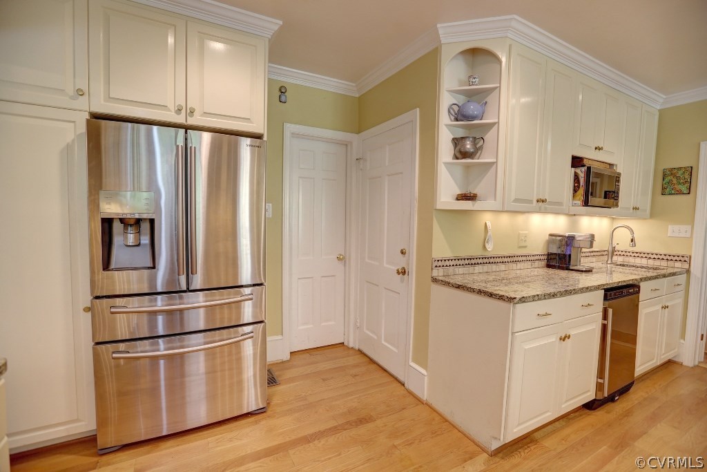 8908 Tolman Road Henrico, VA 23229 - Photo 17 of 30 Beautiful cabinets with great storage