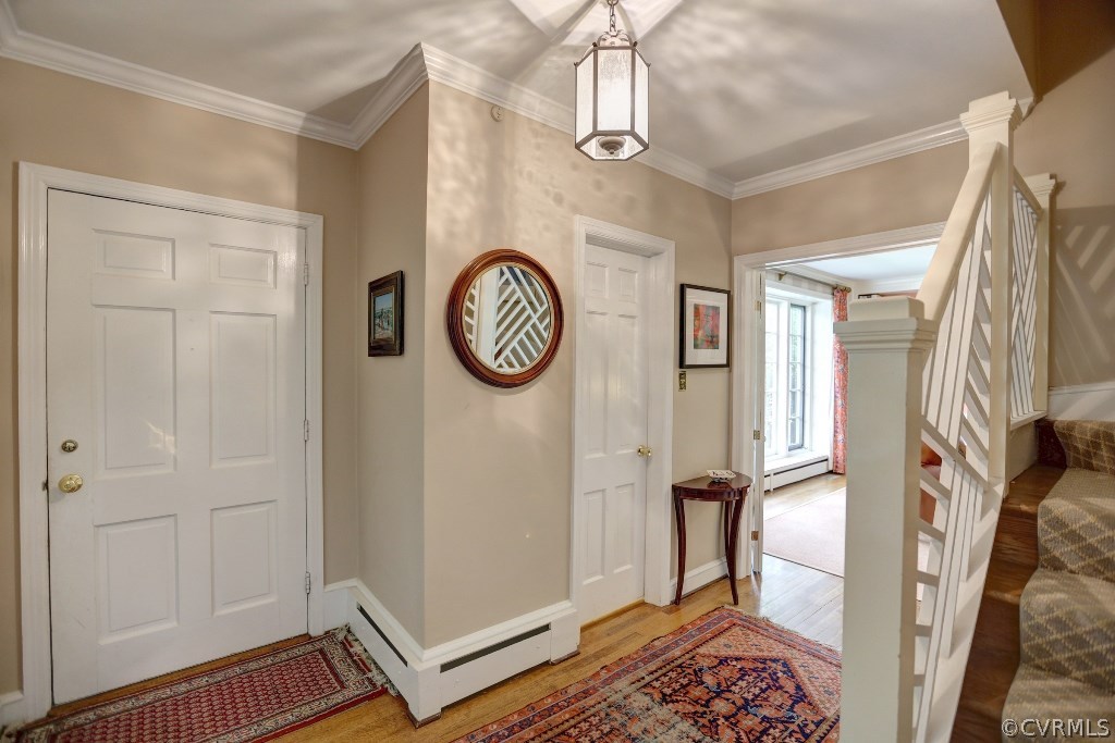 8908 Tolman Road Henrico, VA 23229 - Photo 7 of 30 Gracious entryway