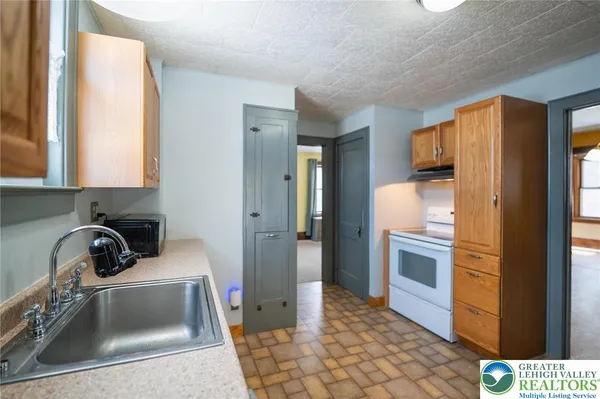 $359,000 | 523 Corliss Avenue, Phillipsburg, NJ 08865