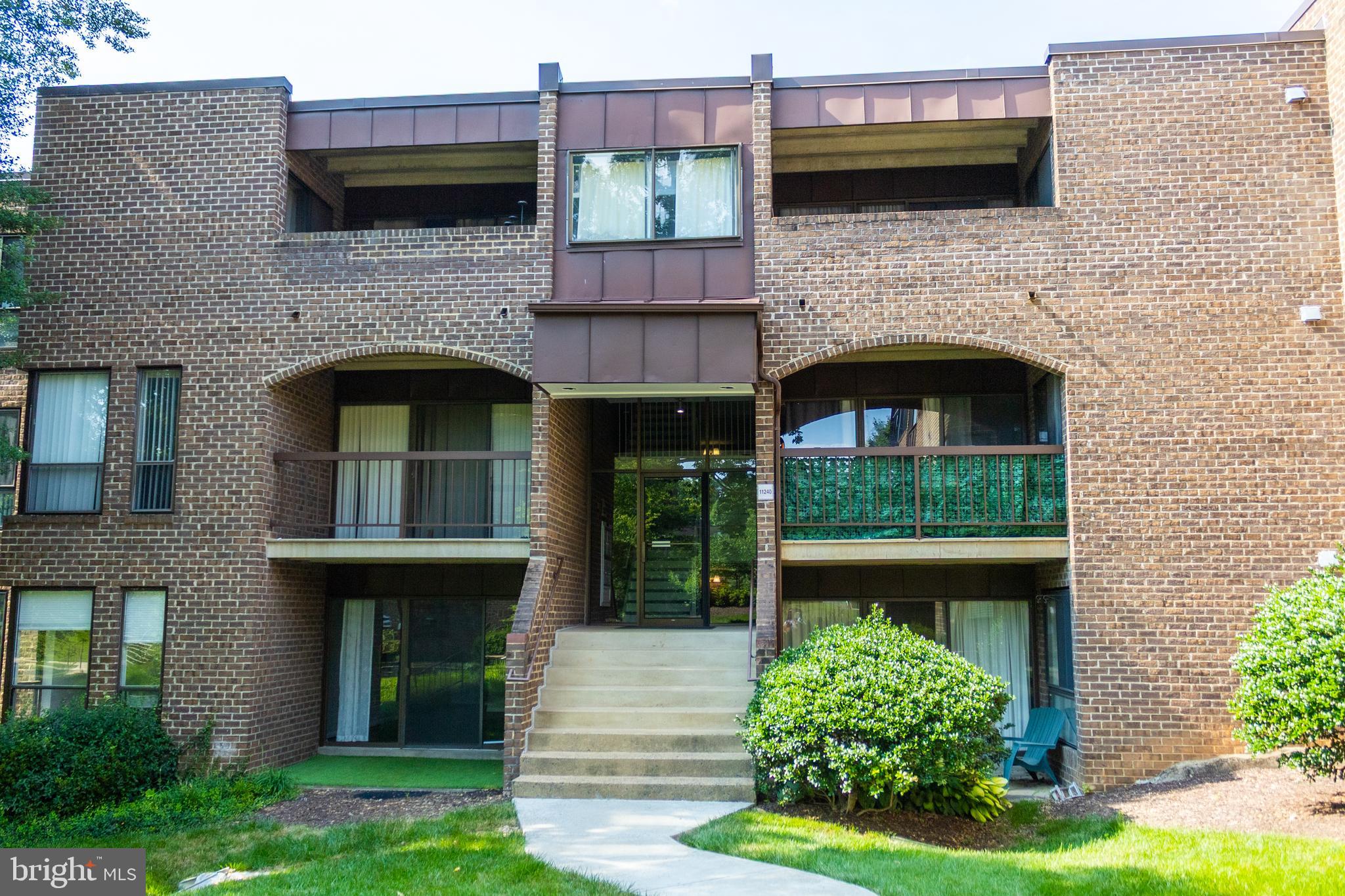 11240 Chestnut Grove Square, Unit 157 Reston, VA 20190 - Photo 1 of 37