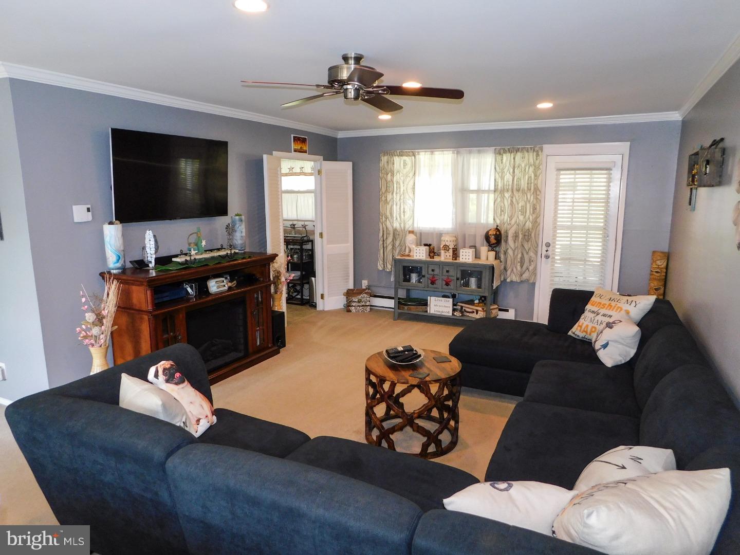 207 Oaktree Road East Norriton, PA 19401 - Photo 11 of 22 Gallery Image 11