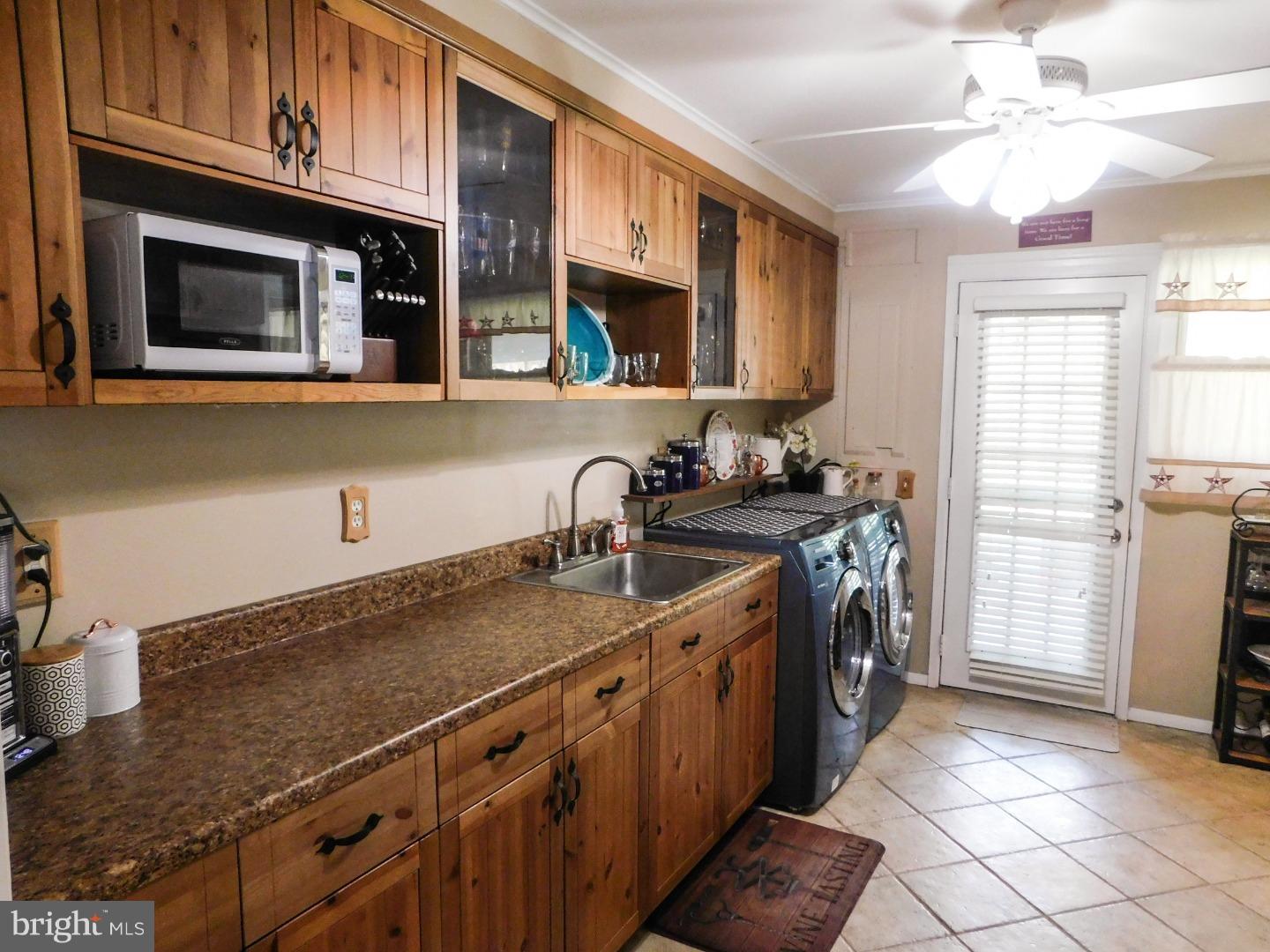 207 Oaktree Road East Norriton, PA 19401 - Photo 14 of 22 Gallery Image 14