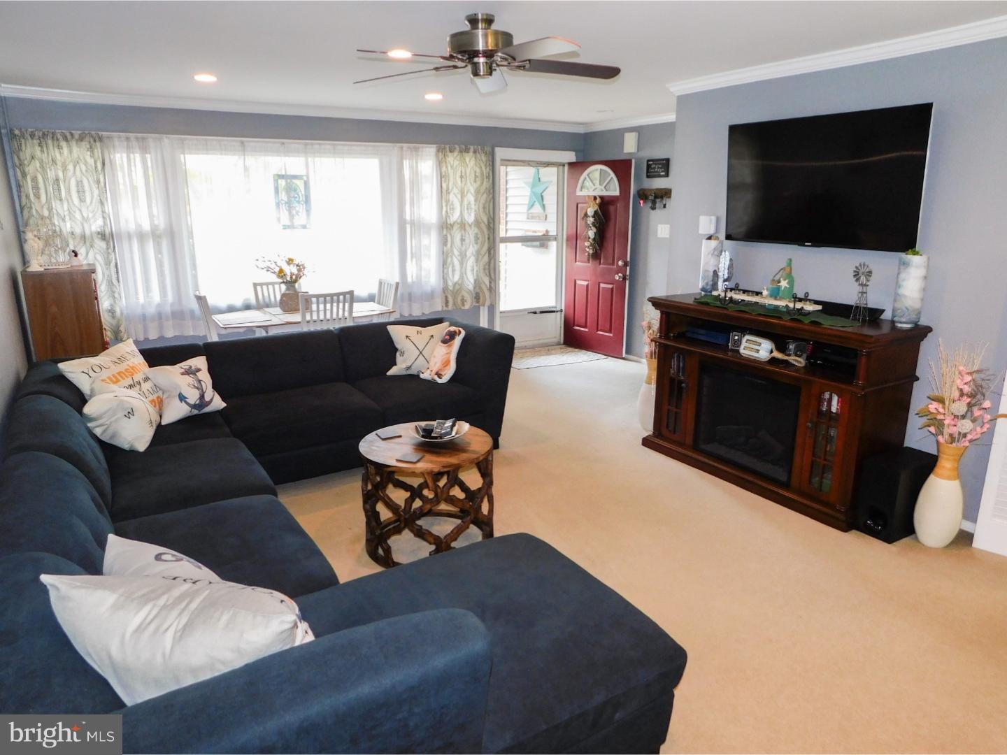 207 Oaktree Road East Norriton, PA 19401 - Photo 8 of 22 Gallery Image 8