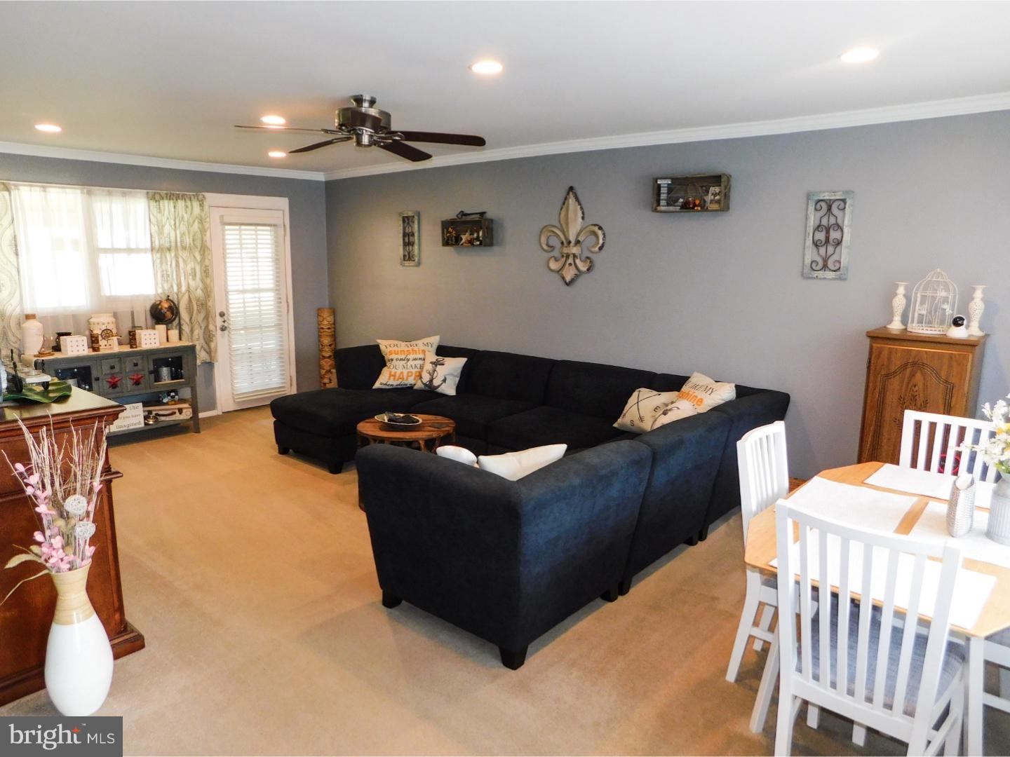 207 Oaktree Road East Norriton, PA 19401 - Photo 9 of 22 Gallery Image 9
