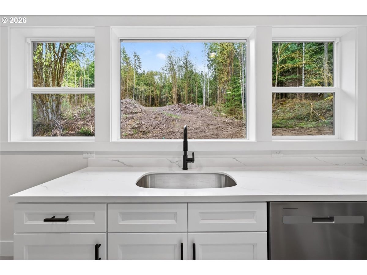57936 Timber Road Vernonia, OR 97064 - Photo 13 of 48 Kitchen