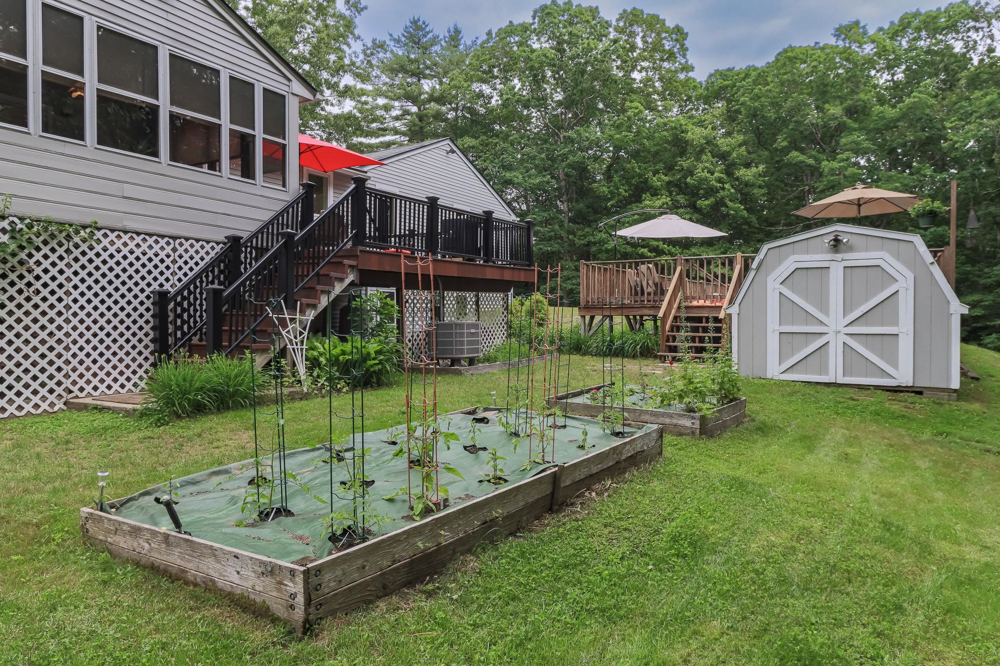 59 Whipplewill Road New Boston, NH 03070 - Photo 10 of 52