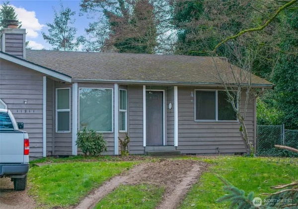 $619,000 | 11209-11211 89th Ave Court East, Puyallup, WA 98373