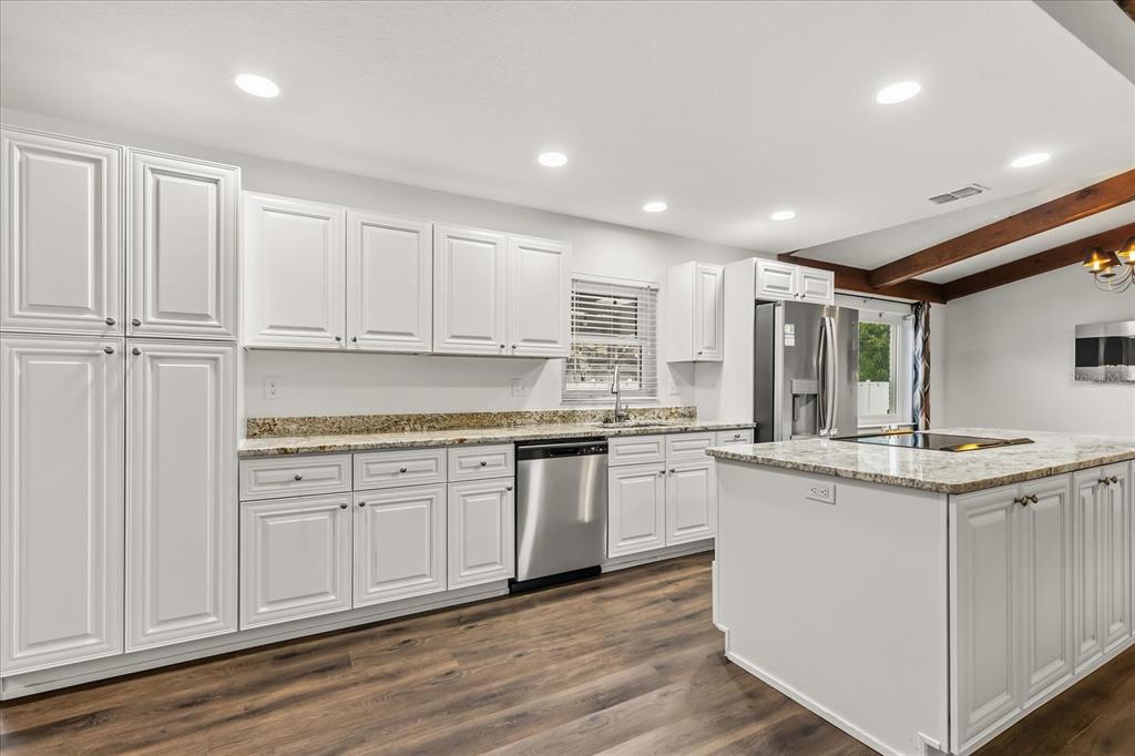 4102 Stone Henge Road Mulberry, FL 33860 - Photo 5 of 31 Gallery Image 5