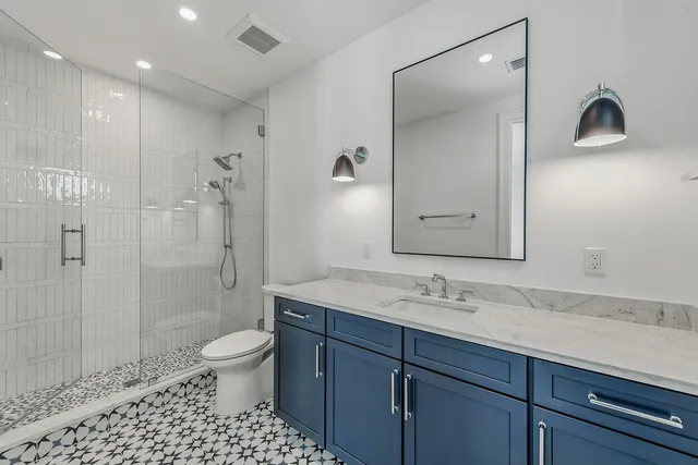 $6,950,000 | 810 Elm Court, Marco Island, FL 34145