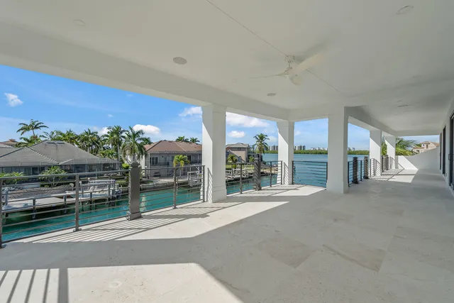$6,950,000 | 810 Elm Court, Marco Island, FL 34145