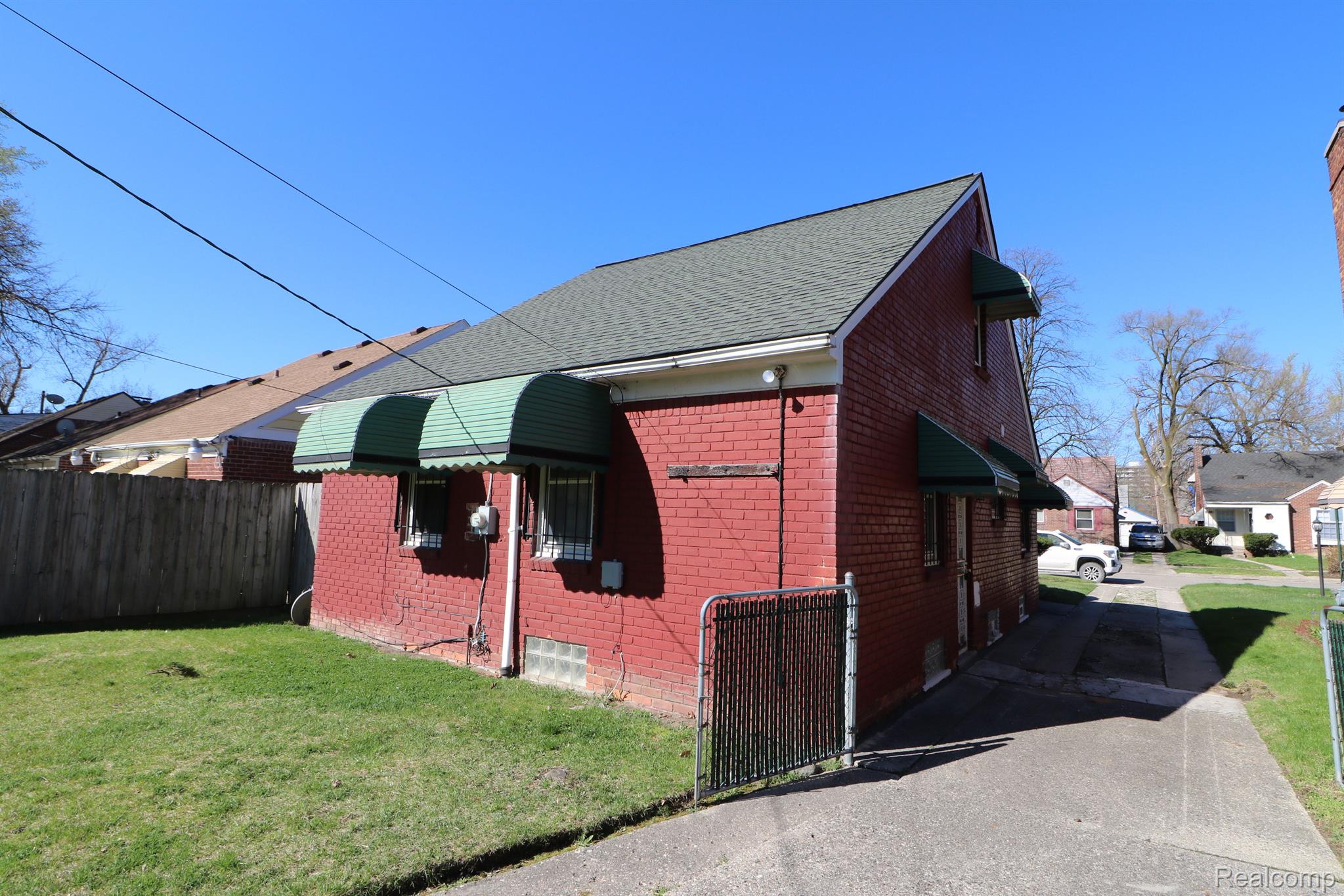 19172 Edinborough Road Detroit, MI 48219 - Photo 5 of 17 Gallery Image 5