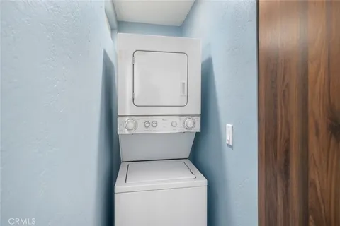 a view of a livingroom with an empty space