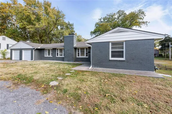 $275,000 | 3401 South Denton Road, Independence, MO 64052