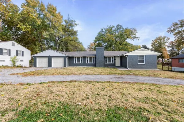 $275,000 | 3401 South Denton Road, Independence, MO 64052