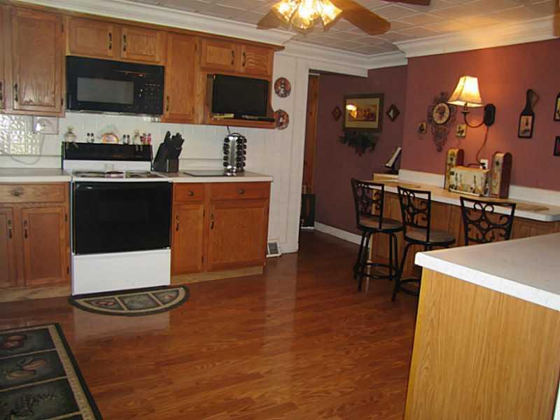 13 Fishpot Road Fredericktown, PA 15333 - Photo 4 of 21 Kitchen.