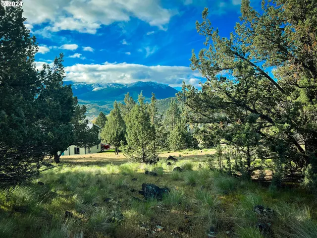 $89,000 | 227 Valley View Drive, John Day, OR 97845