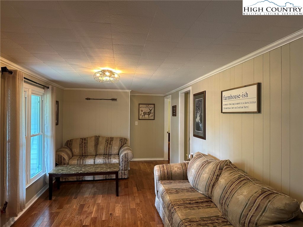 4996 Mountain View Road Glade Valley, NC 28627 - Photo 12 of 22 Gallery Image 12