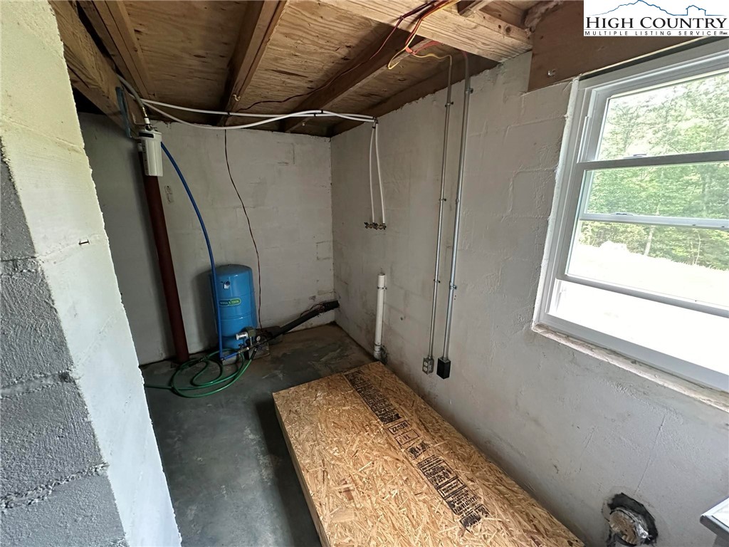 4996 Mountain View Road Glade Valley, NC 28627 - Photo 22 of 22 Gallery Image 22