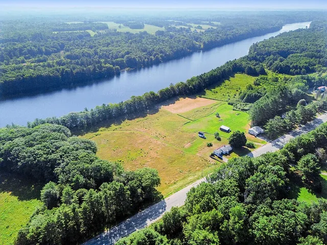 $399,900 | 1072 Waterville Road, Skowhegan, ME 04976