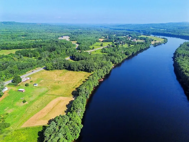 $399,900 | 1072 Waterville Road, Skowhegan, ME 04976