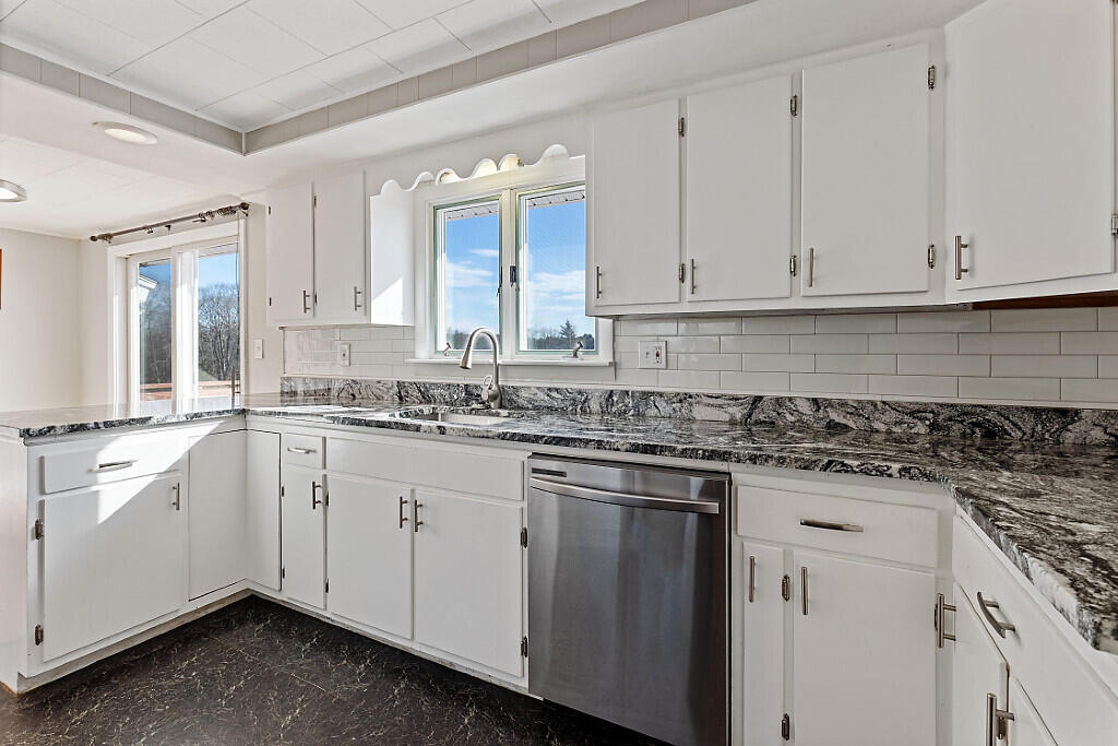 1072 Waterville Road Skowhegan, ME 04976 - Photo 31 of 53 28_BP5A0051_DxO_mls