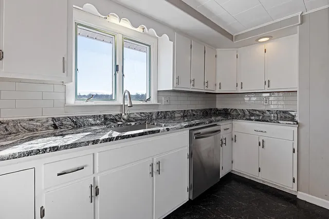 $399,900 | 1072 Waterville Road, Skowhegan, ME 04976