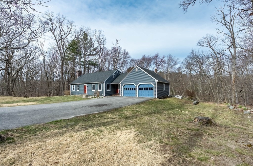 47 Lakeshore Road Boxford, MA 01921 - Photo 2 of 28