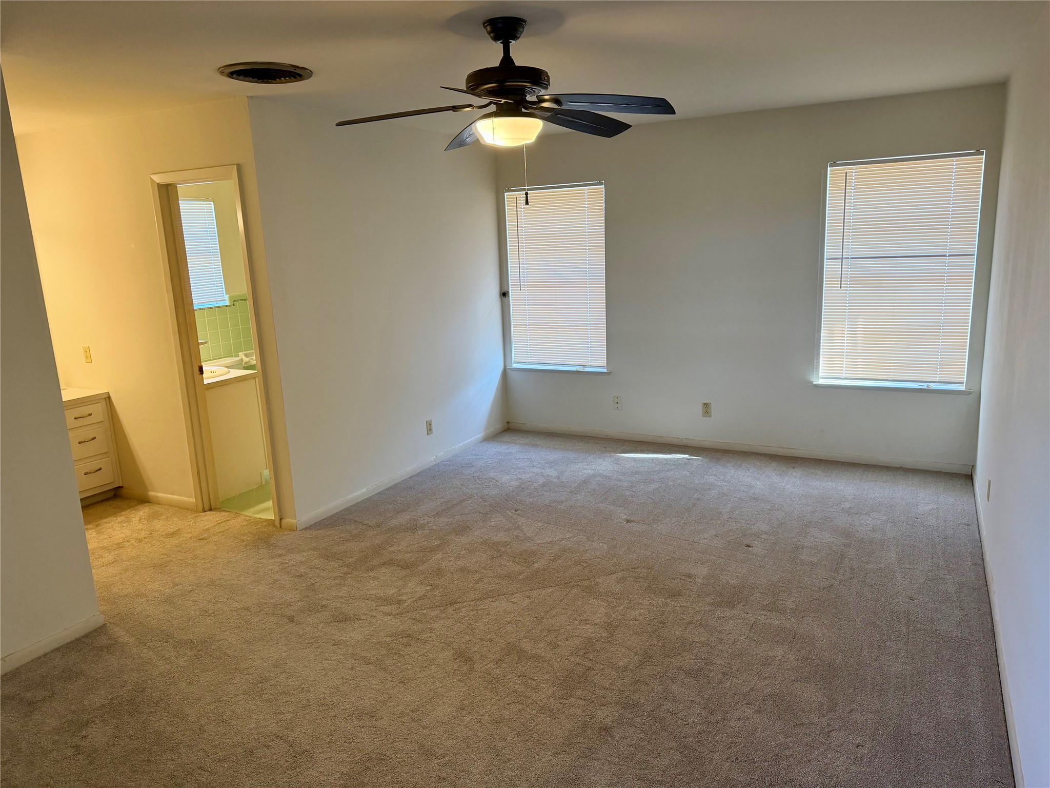 8601 Karling Drive Austin, TX 78724 - Photo 13 of 24