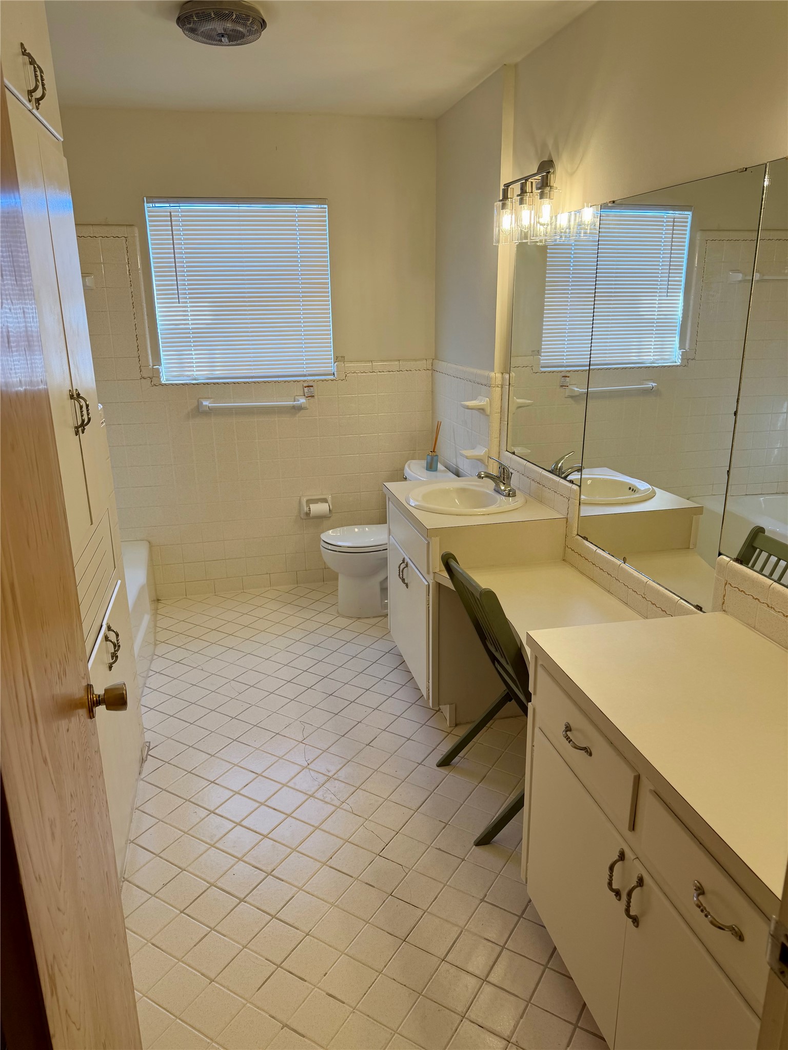 8601 Karling Drive Austin, TX 78724 - Photo 19 of 24