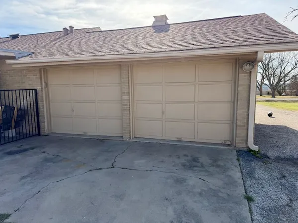 $2,250 | 8601 Karling Drive, Austin, TX 78724