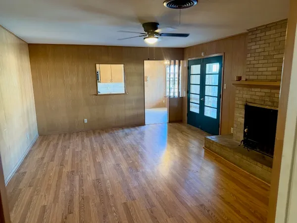 $2,250 | 8601 Karling Drive, Austin, TX 78724