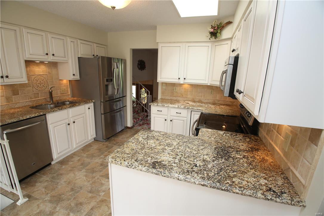 5504 Butler Hill Road St. Louis, MO 63128 - Photo 15 of 26 Gallery Image 15