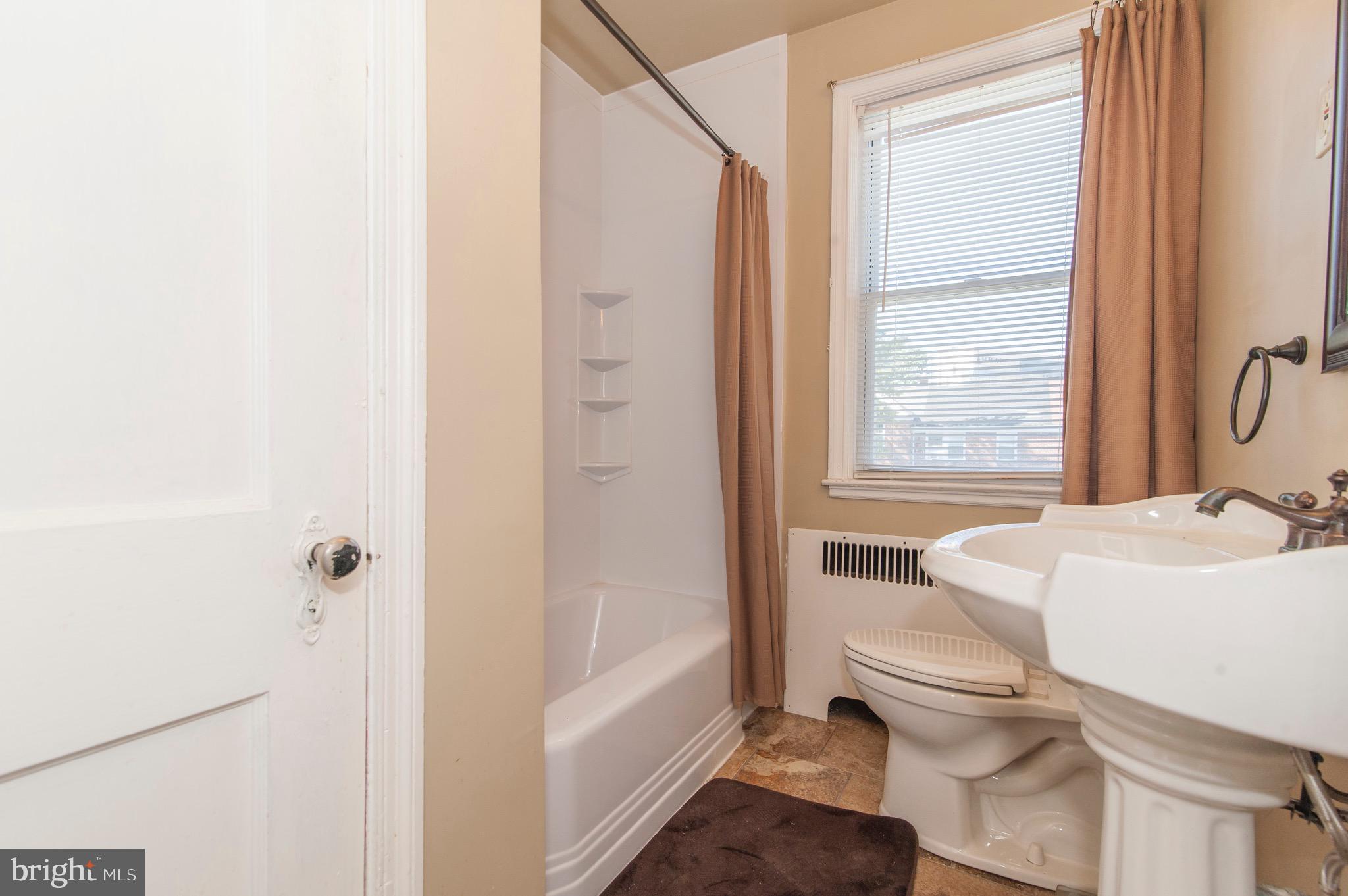 1655 Ralworth Road Baltimore, MD 21218 - Photo 13 of 24 Updated Bathroom! Lots of Light!