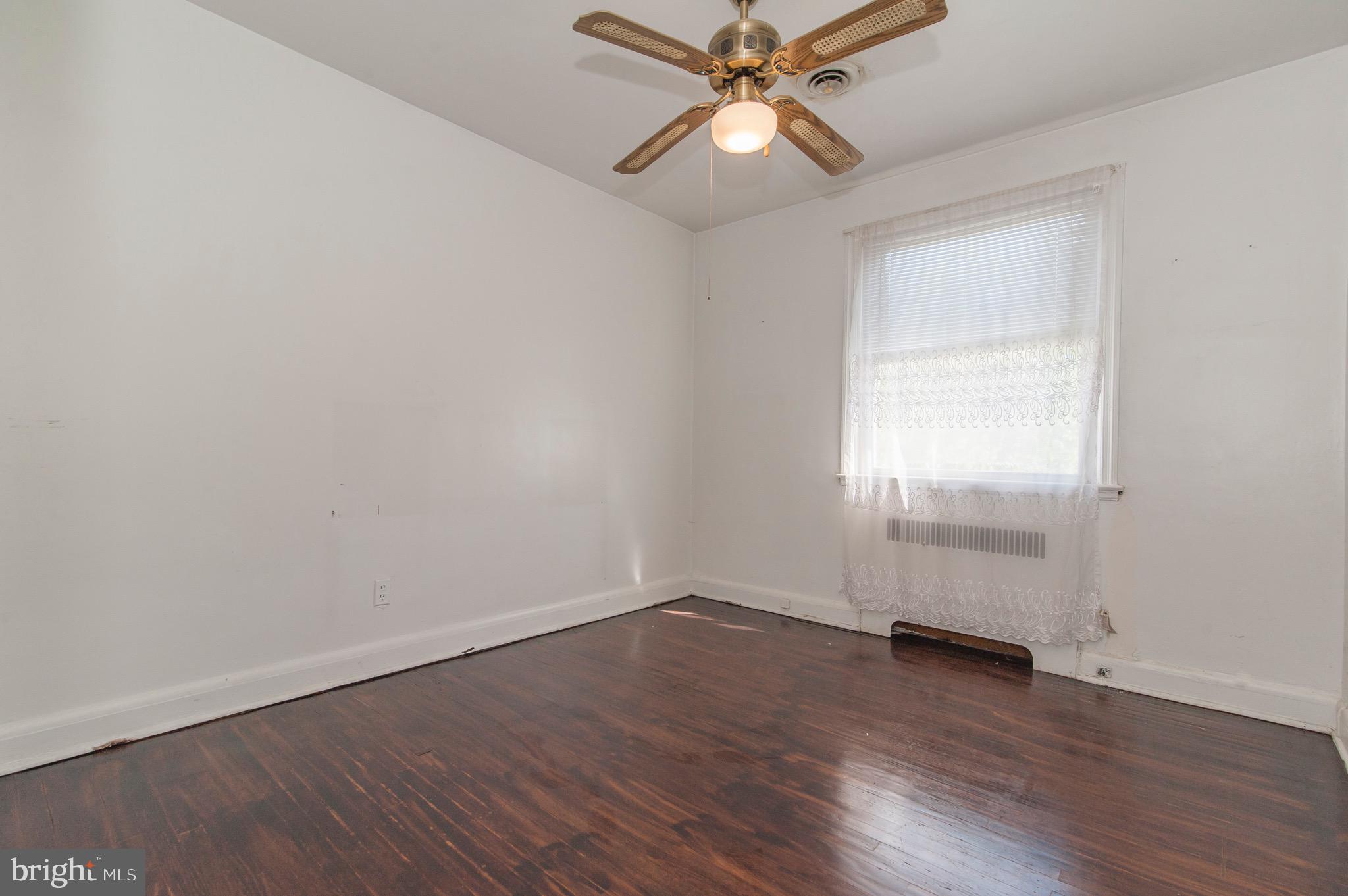 1655 Ralworth Road Baltimore, MD 21218 - Photo 14 of 24 Big 2nd Bedroom.