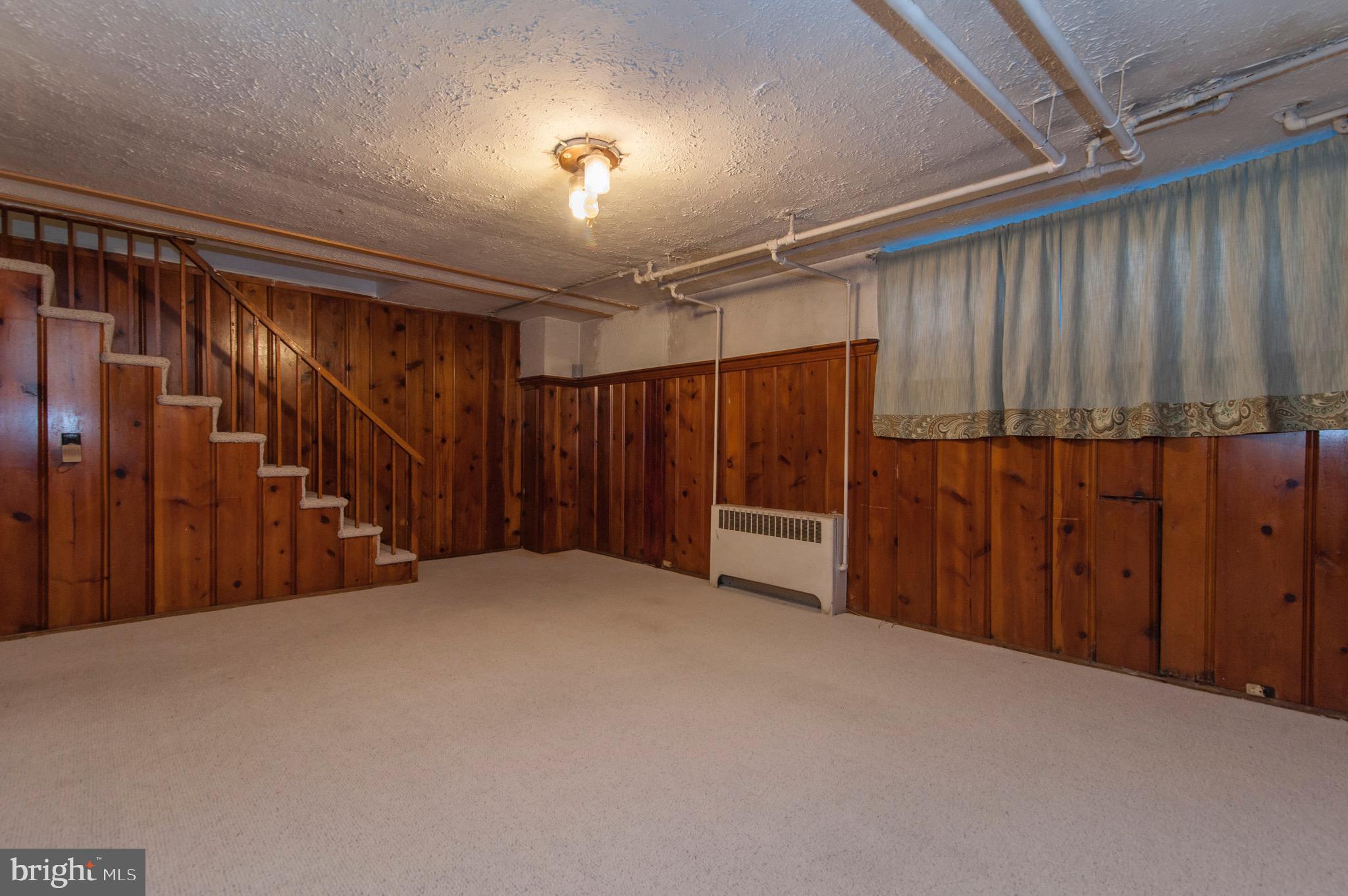 1655 Ralworth Road Baltimore, MD 21218 - Photo 19 of 24 Knotty Pine Panel In Great Condition!