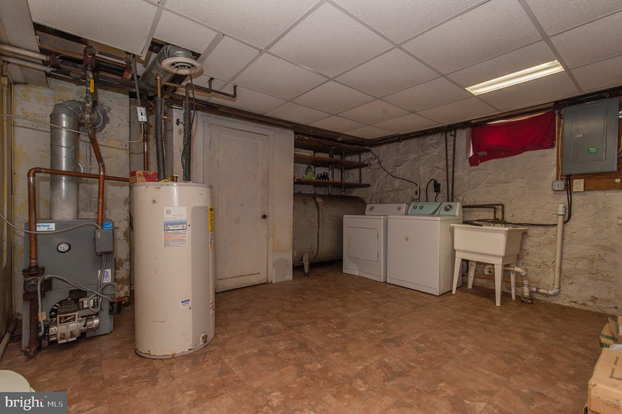 1655 Ralworth Road Baltimore, MD 21218 - Photo 22 of 24 Laundry Nook with Utility Sink
