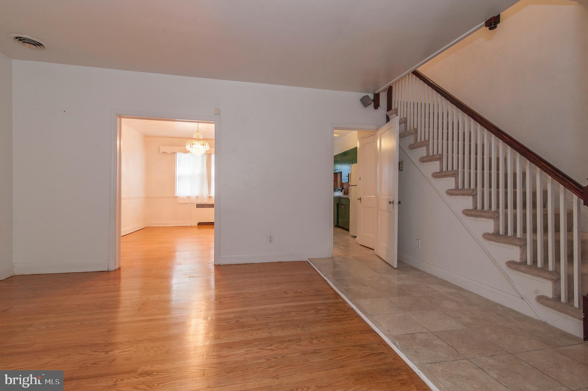 1655 Ralworth Road Baltimore, MD 21218 - Photo 5 of 24 High Ceilings