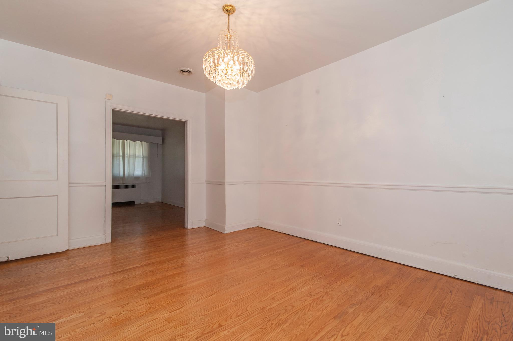 1655 Ralworth Road Baltimore, MD 21218 - Photo 7 of 24 Host Big Dinner Parties!
