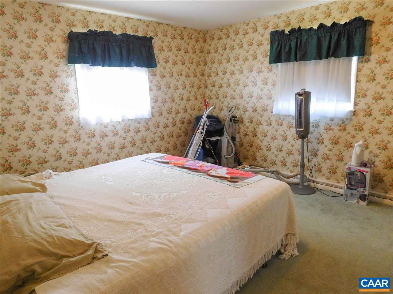 2141 Belvue Road Waynesboro, VA 22980 - Photo 11 of 22 Gallery Image 11