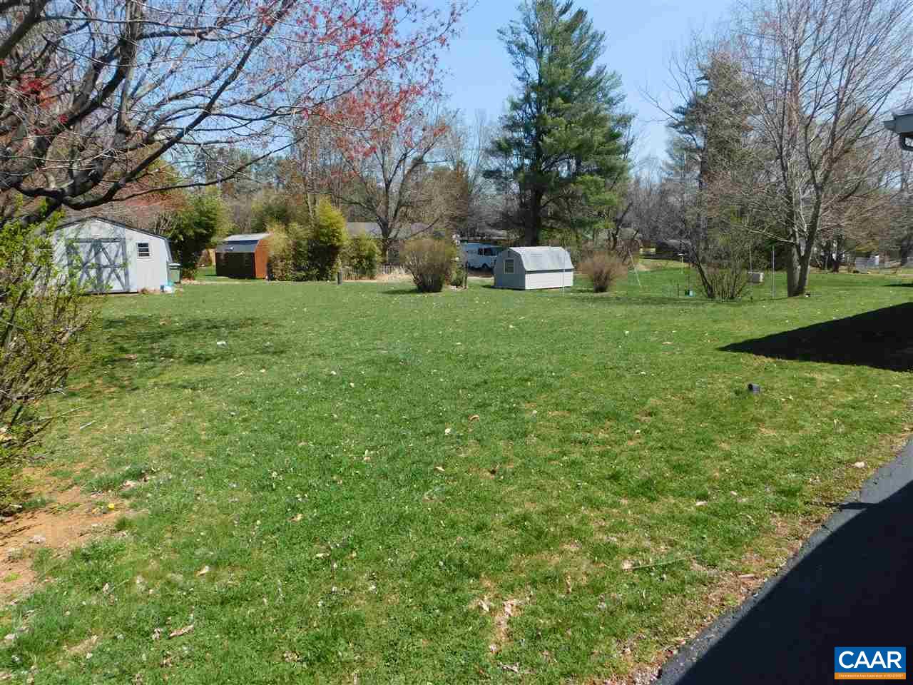 2141 Belvue Road Waynesboro, VA 22980 - Photo 5 of 22 Gallery Image 5