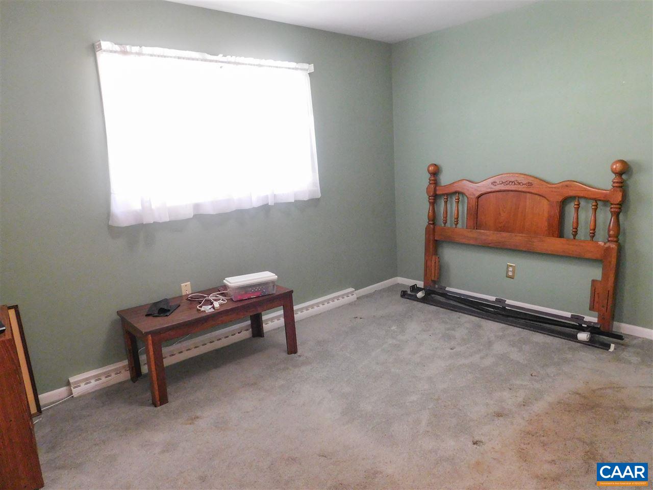 2141 Belvue Road Waynesboro, VA 22980 - Photo 9 of 22 Gallery Image 9