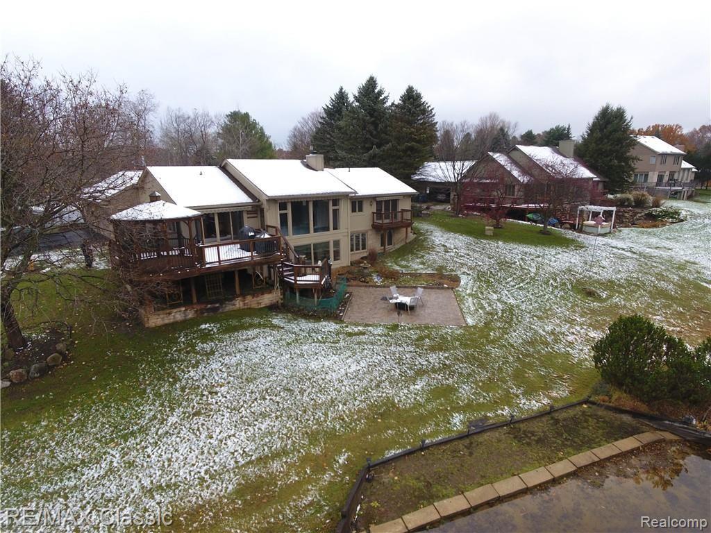 2560 Ford Road White Lake, MI 48383 - Photo 62 of 64 DJI_0029.JPG