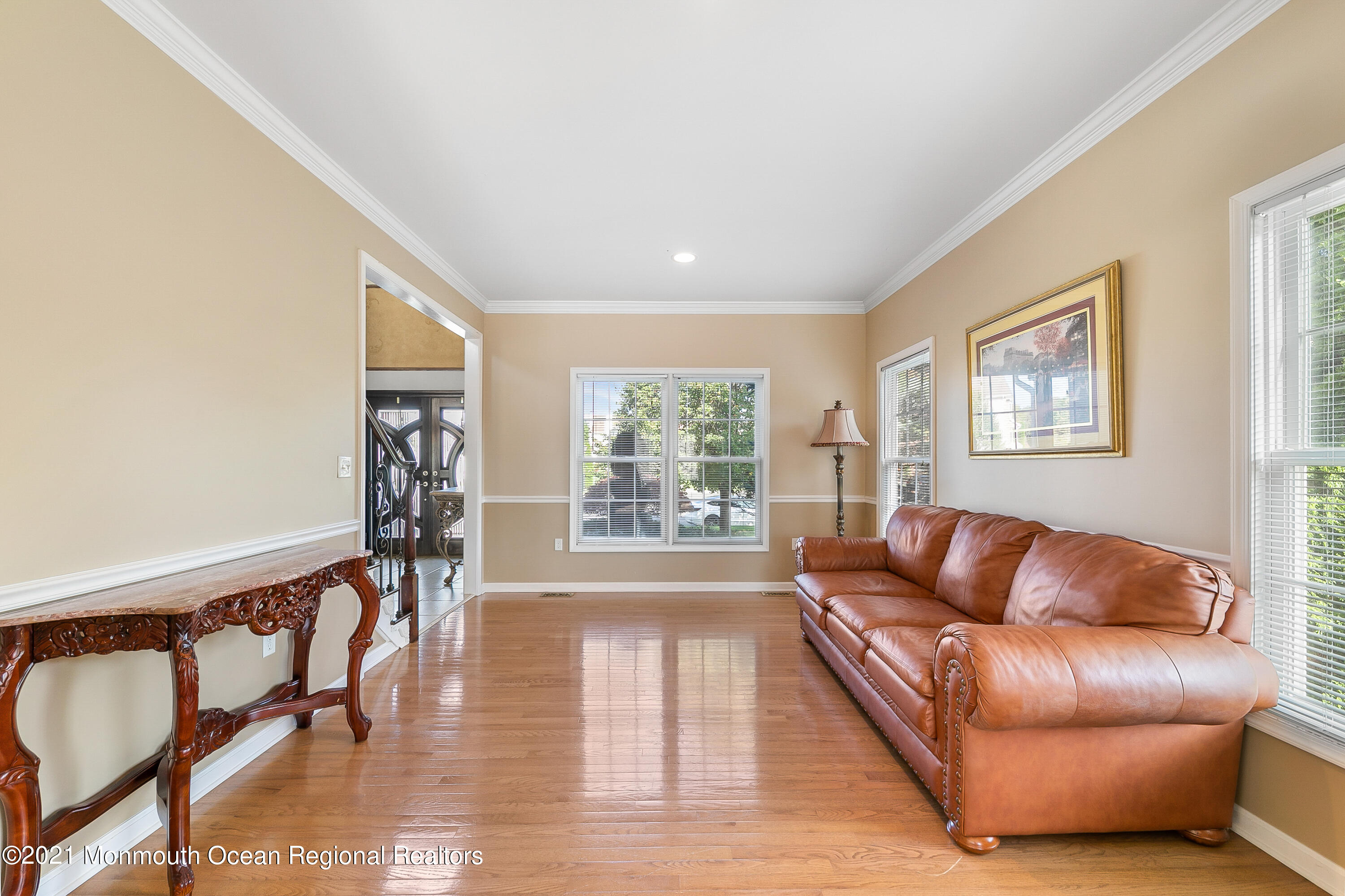 10 Lernard Road Manalapan, NJ 07726 - Photo 16 of 33 10LernardRd-living