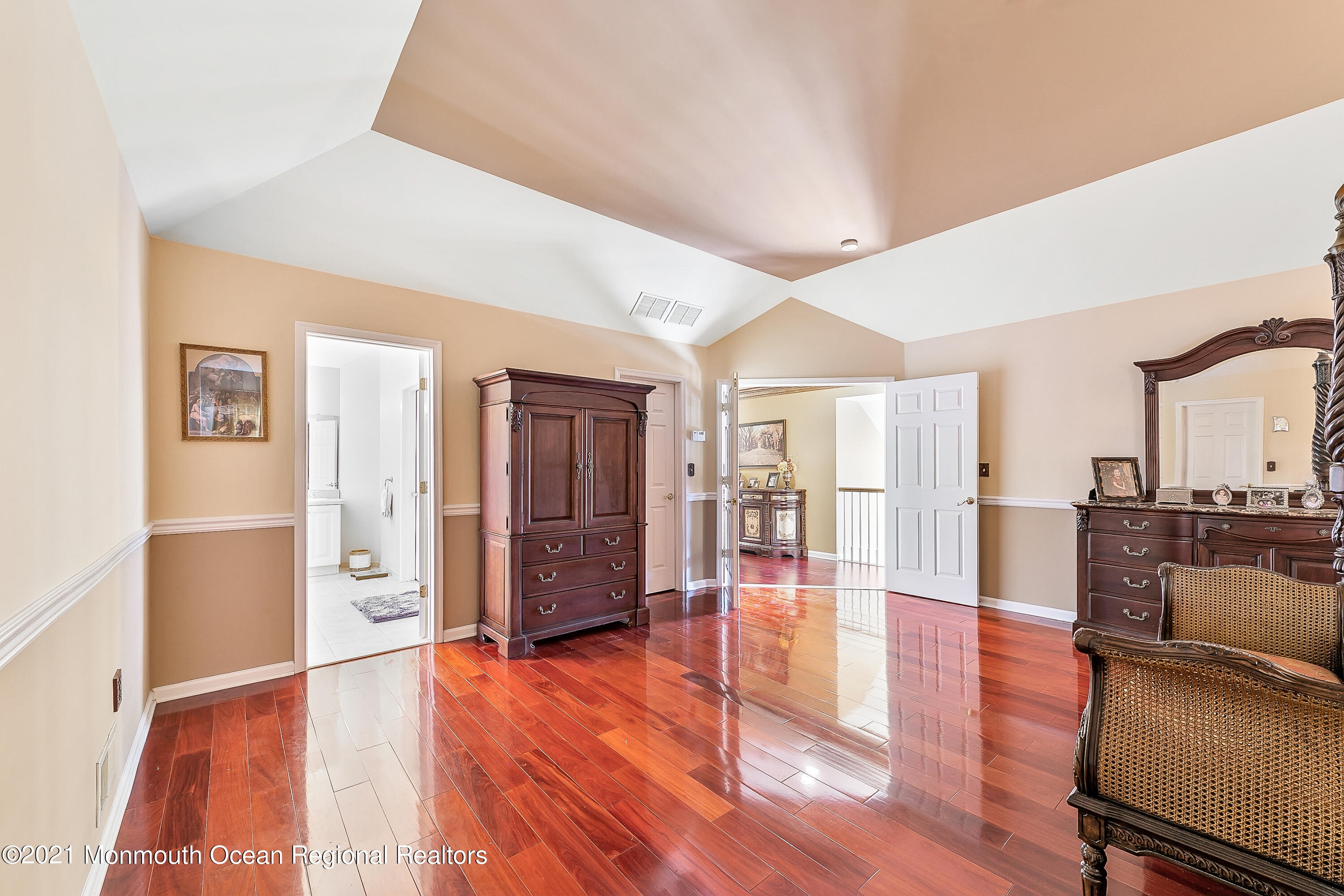 10 Lernard Road Manalapan, NJ 07726 - Photo 22 of 33 10LernardRd-Masternew