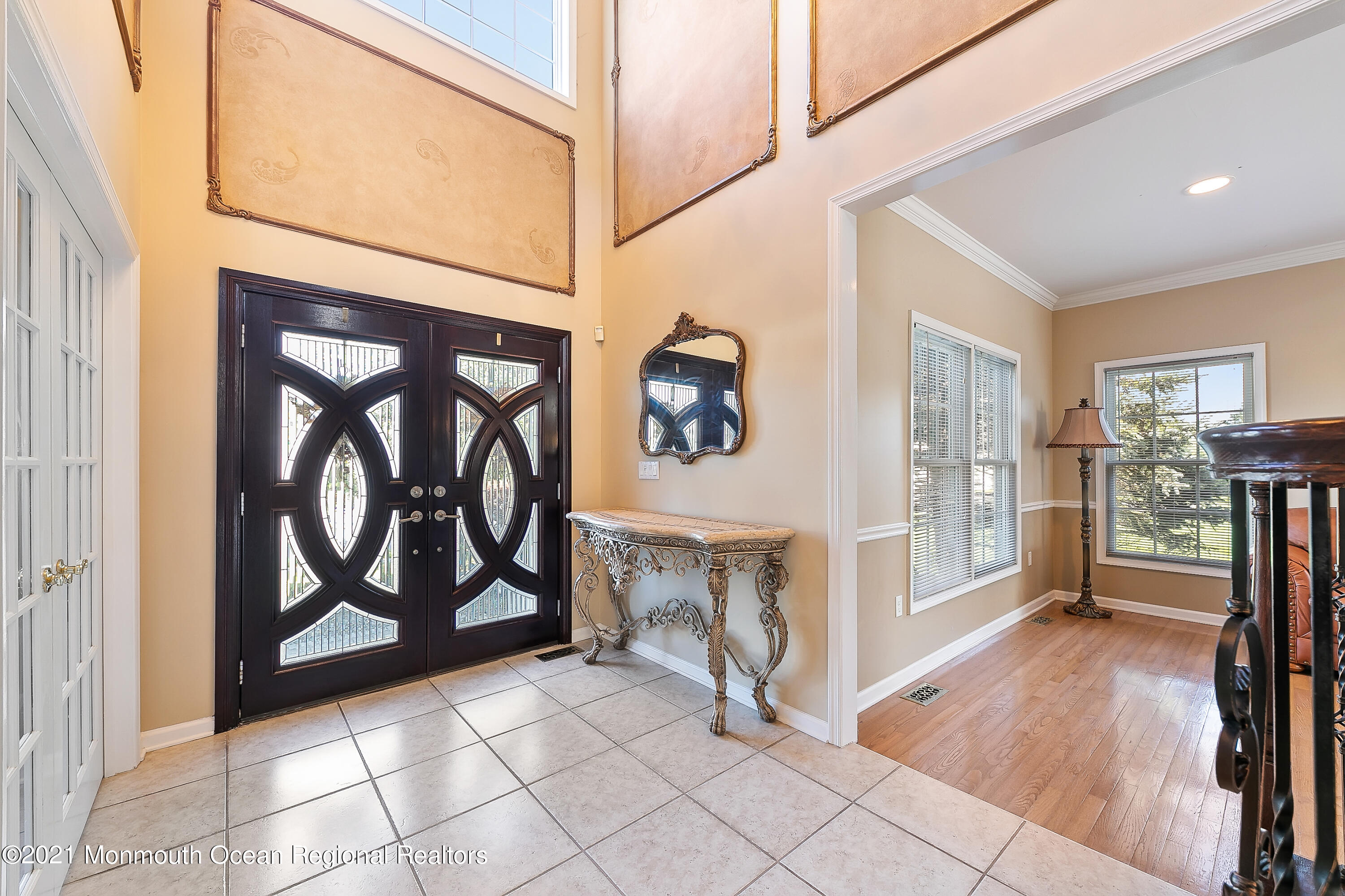 10 Lernard Road Manalapan, NJ 07726 - Photo 4 of 33 10LernardRd-Entrance